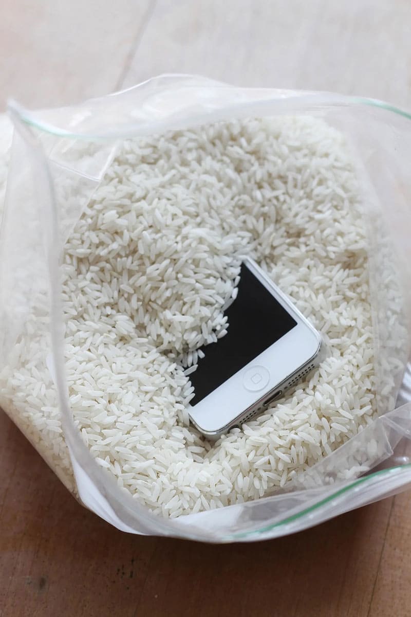 cell phone in a bag of rice 