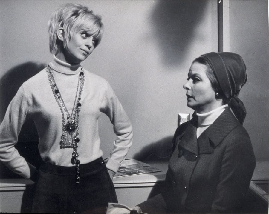Goldie Hawn and Ingrid Bergman in ‘Cactus Flower,’ 1969.