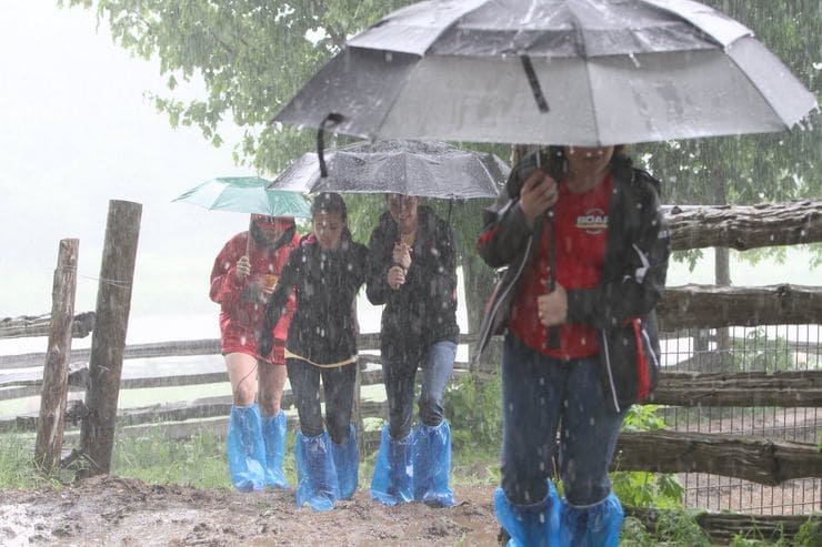 The Amazing Race teams and crew have to battle the elements