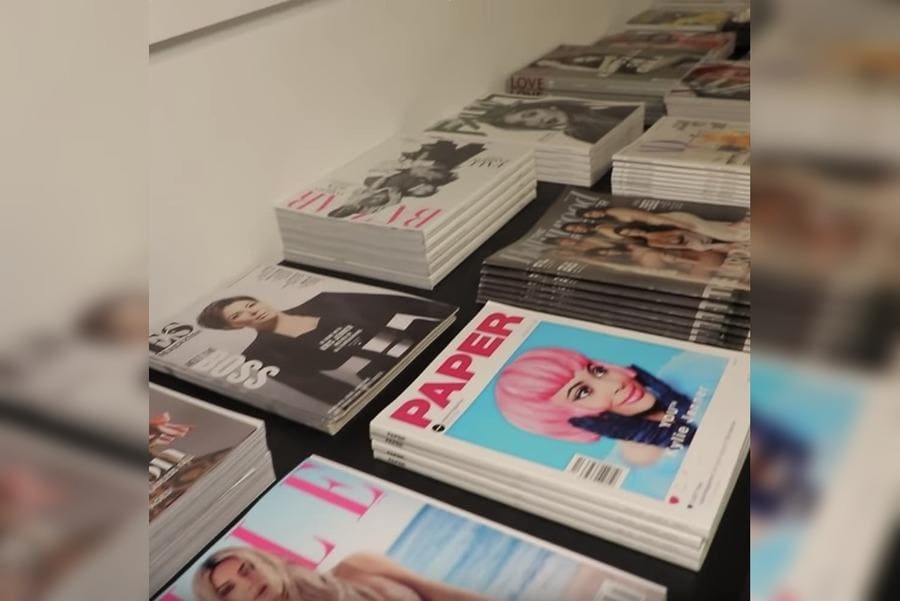 the Kardashian's magazine table