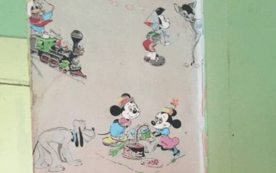 old-school Disney wallpaper