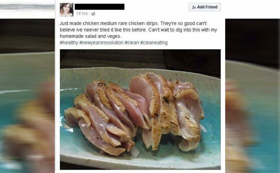 A post of chicken which is undercooked and pink inside 