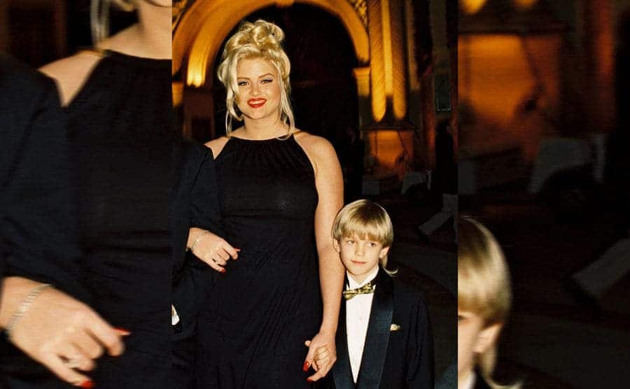 Anna Nicole Smith with Daniel Smith on the red carpet in 1994 