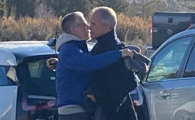 Ed Smart, father of Elizabeth Smart, is seen embracing another male for the first time in public.