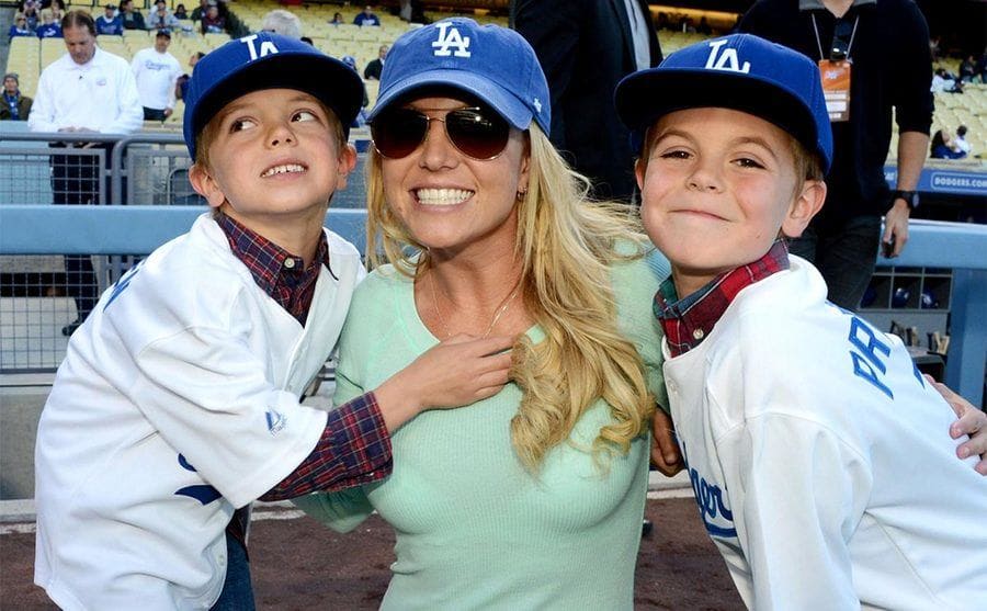Britney junto a sus dos hijos
