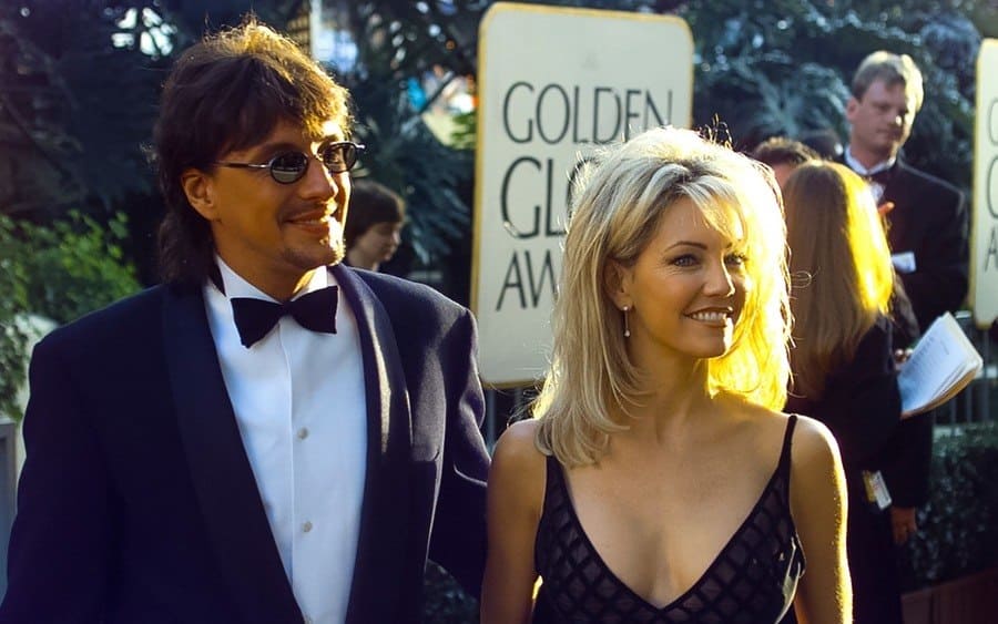 Heather Locklear y Richie Sambora en la entrega de los Globos de Oro 1997