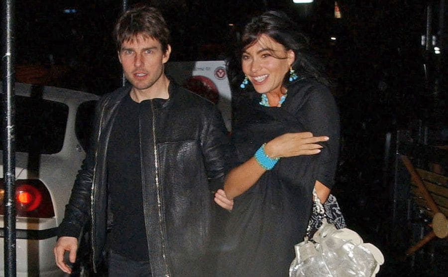 The press spots on Tom Cruise and Sofia Vergara. 