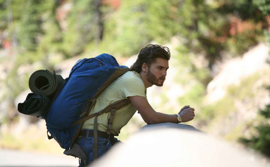 Emile Hirsch, as Christopher McCandless, on his trip. 