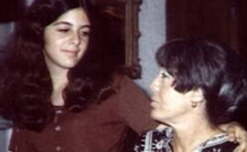 A dated picture of Amy and her mother.
