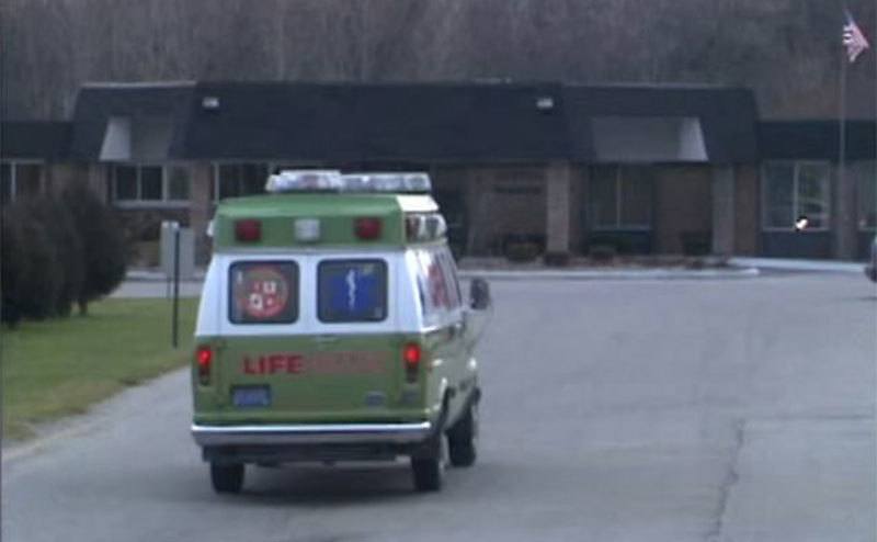 An image of an ambulance arriving at Alpine Manor.