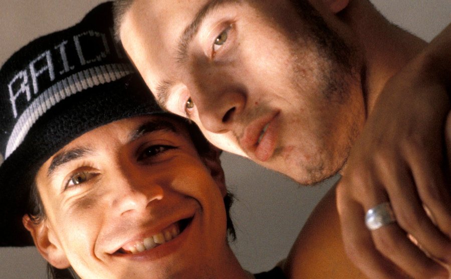 A dated portrait of Anthony Kiedis and John Frusciante.
