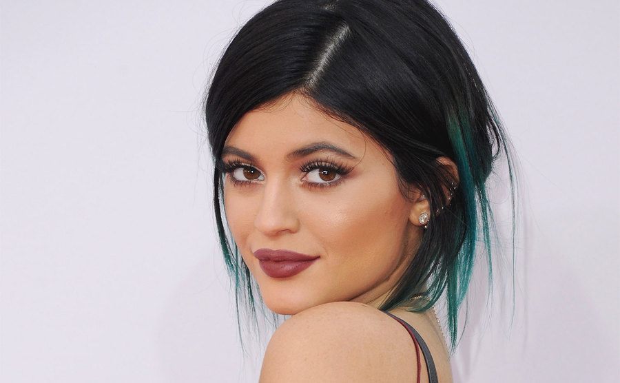 Kylie Jenner arrives at the 2014 American Music Awards