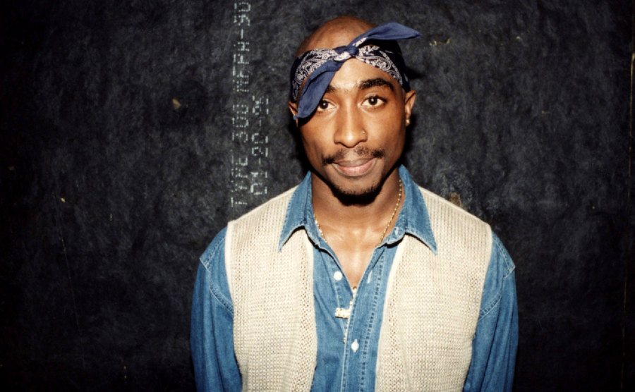 A portrait of Tupac.
