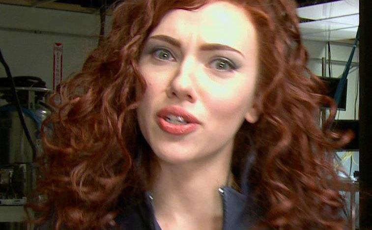 A photo of Johansson during an interview behind the scenes.