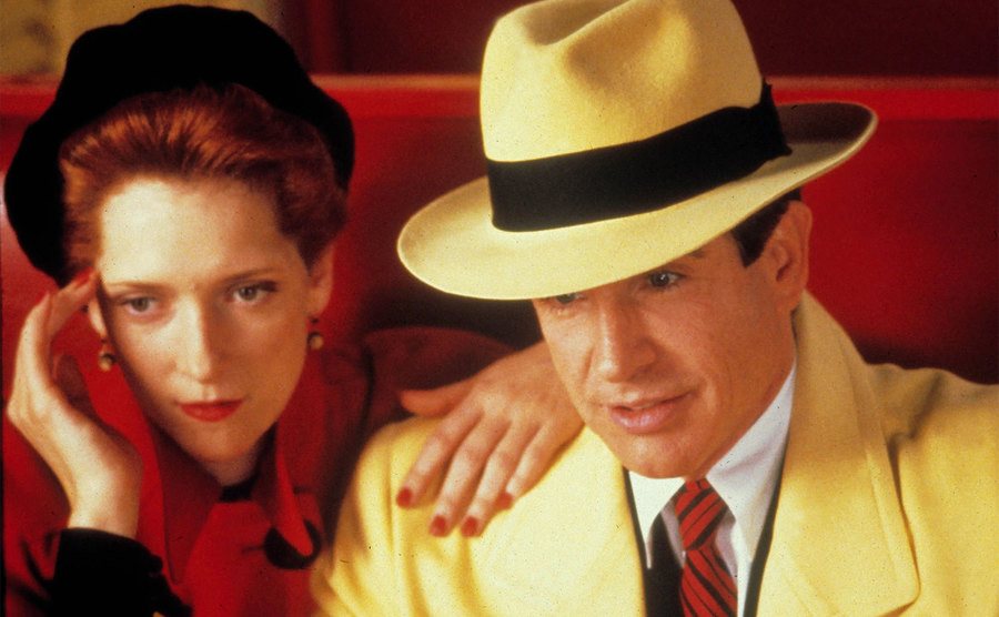 Glenne Headly and Warren Beatty in a still from Dick Tracy 