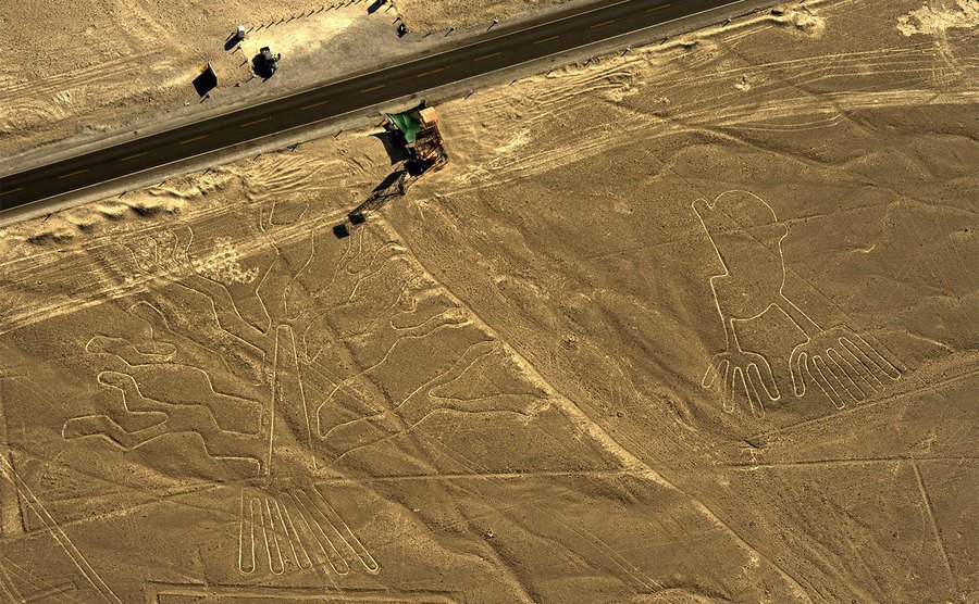 The Nazca Lines are right beside the highway. 